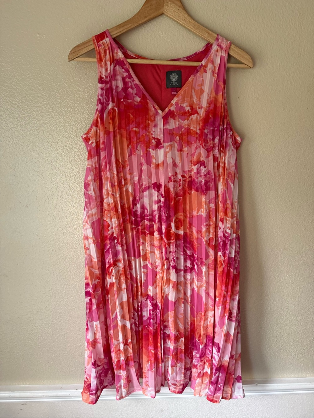 Vince Camuto Pink & Orange Floral Pleated V-Neck Dress